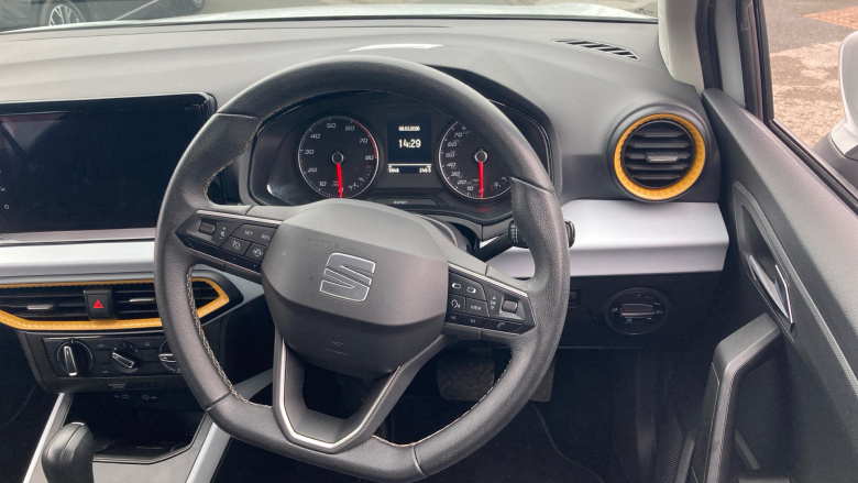 SEAT Arona 1.0 TSI 110 SE Technology 5dr DSG Petrol Hatchback